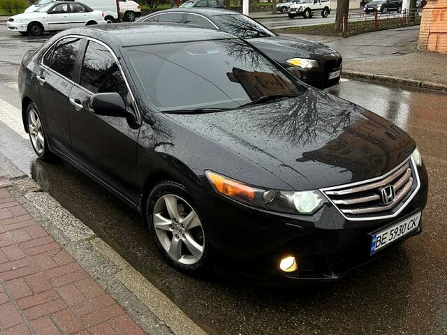 Черный Хонда Аккорд, объемом двигателя 2 л и пробегом 273 тыс. км за 7999 $, фото 1 на Automoto.ua