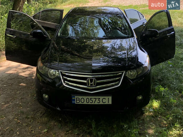 Чорний Хонда Аккорд, об'ємом двигуна 2.4 л та пробігом 148 тис. км за 9800 $, фото 1 на Automoto.ua