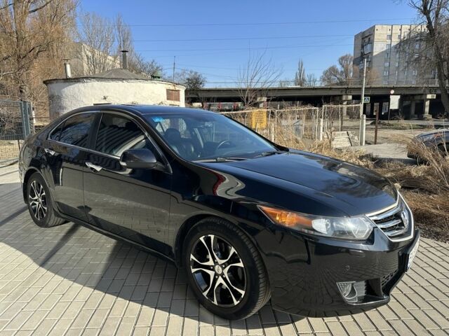 Черный Хонда Аккорд, объемом двигателя 2.4 л и пробегом 263 тыс. км за 7950 $, фото 1 на Automoto.ua