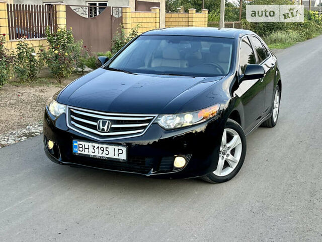 Черный Хонда Аккорд, объемом двигателя 2.35 л и пробегом 216 тыс. км за 9700 $, фото 1 на Automoto.ua