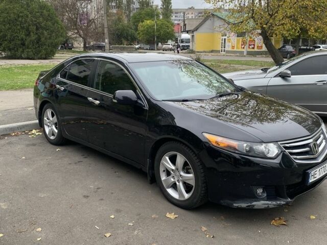 Черный Хонда Аккорд, объемом двигателя 2.4 л и пробегом 216 тыс. км за 8700 $, фото 1 на Automoto.ua