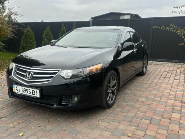 Хонда Аккорд 2009 в Киеве на Automoto.ua Черный Хонда Аккорд, объемом двигателя 2 л и пробегом 240 тыс. км за 8600 $, фото 1 на Automoto.ua