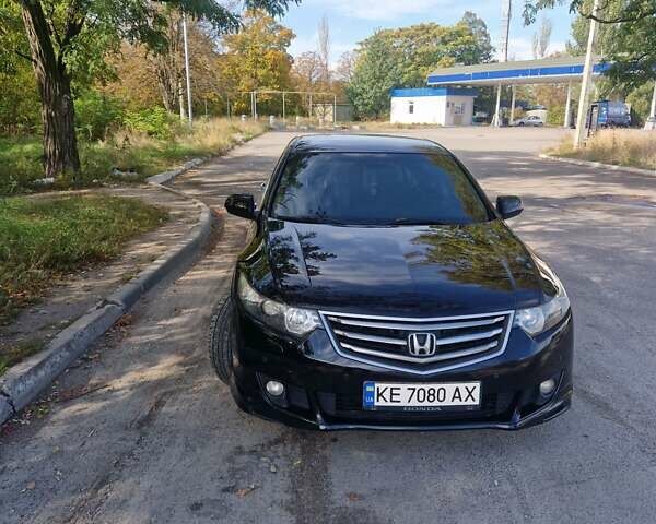 Черный Хонда Аккорд, объемом двигателя 2.4 л и пробегом 270 тыс. км за 11000 $, фото 1 на Automoto.ua