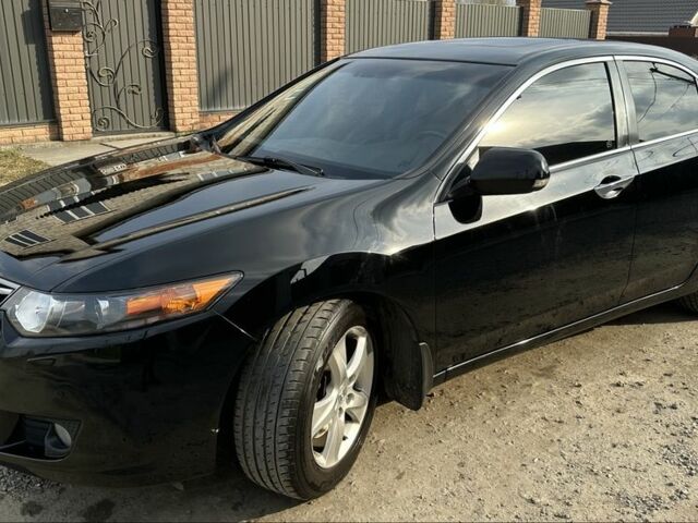 Черный Хонда Аккорд, объемом двигателя 2.4 л и пробегом 230 тыс. км за 11700 $, фото 1 на Automoto.ua