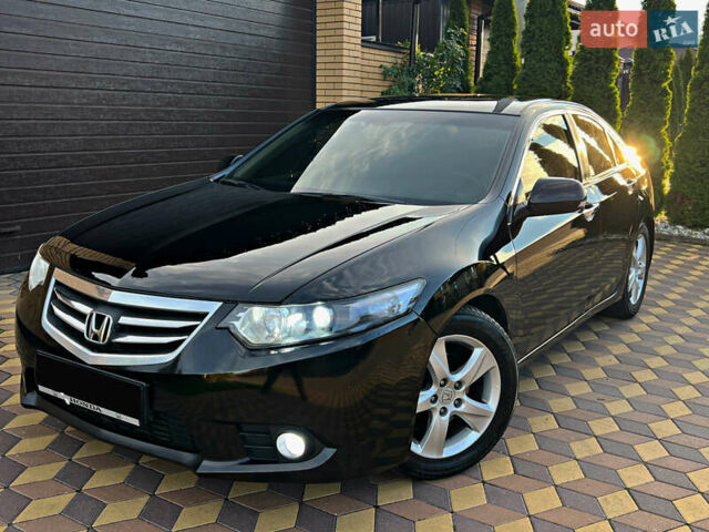 Черный Хонда Аккорд, объемом двигателя 2 л и пробегом 195 тыс. км за 10900 $, фото 1 на Automoto.ua