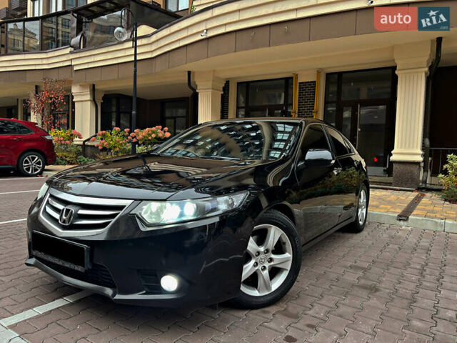 Чорний Хонда Аккорд, об'ємом двигуна 2 л та пробігом 196 тис. км за 11750 $, фото 1 на Automoto.ua