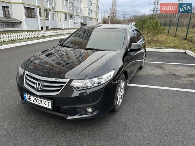 Чорний Хонда Аккорд, об'ємом двигуна 2 л та пробігом 210 тис. км за 10700 $, фото 1 на Automoto.ua