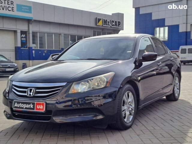 Чорний Хонда Аккорд, об'ємом двигуна 2.4 л та пробігом 145 тис. км за 10190 $, фото 1 на Automoto.ua
