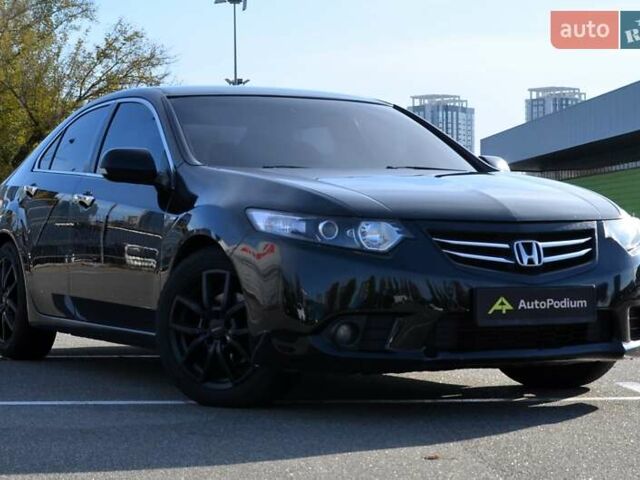 Хонда Аккорд 2012 в Киеве на Automoto.ua Черный Хонда Аккорд, объемом двигателя 2 л и пробегом 250 тыс. км за 9500 $, фото 1 на Automoto.ua