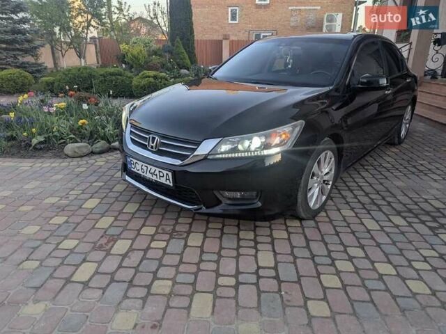 Черный Хонда Аккорд, объемом двигателя 2.4 л и пробегом 185 тыс. км за 12000 $, фото 1 на Automoto.ua