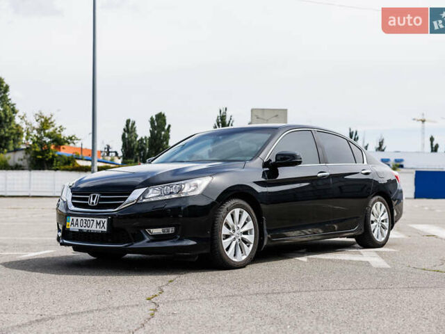 Черный Хонда Аккорд, объемом двигателя 2.36 л и пробегом 198 тыс. км за 15000 $, фото 1 на Automoto.ua