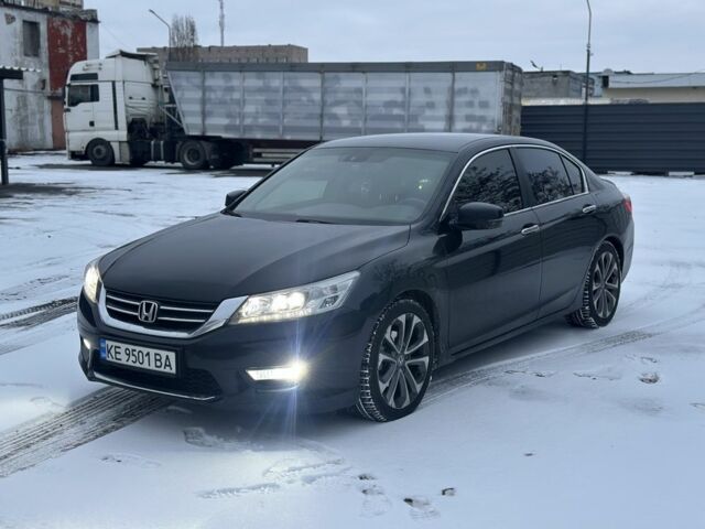 Чорний Хонда Аккорд, об'ємом двигуна 2.4 л та пробігом 223 тис. км за 11500 $, фото 1 на Automoto.ua