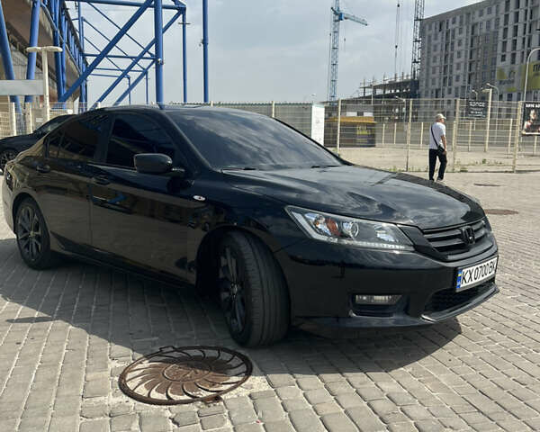 Чорний Хонда Аккорд, об'ємом двигуна 2.35 л та пробігом 182 тис. км за 13300 $, фото 1 на Automoto.ua