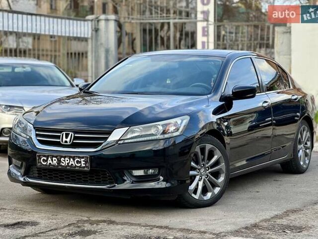 Чорний Хонда Аккорд, об'ємом двигуна 2.35 л та пробігом 137 тис. км за 10999 $, фото 1 на Automoto.ua
