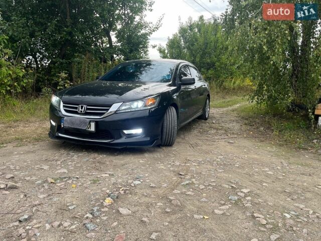 Черный Хонда Аккорд, объемом двигателя 2 л и пробегом 199 тыс. км за 13550 $, фото 1 на Automoto.ua