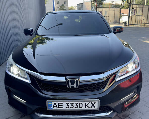 Чорний Хонда Аккорд, об'ємом двигуна 2.35 л та пробігом 119 тис. км за 13000 $, фото 1 на Automoto.ua