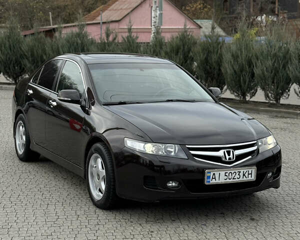 Коричневый Хонда Аккорд, объемом двигателя 2.4 л и пробегом 325 тыс. км за 5999 $, фото 1 на Automoto.ua