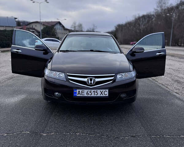 Коричневий Хонда Аккорд, об'ємом двигуна 2 л та пробігом 210 тис. км за 8300 $, фото 1 на Automoto.ua