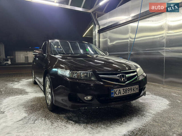 Коричневый Хонда Аккорд, объемом двигателя 2 л и пробегом 190 тыс. км за 9000 $, фото 1 на Automoto.ua