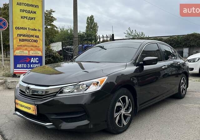 Коричневий Хонда Аккорд, об'ємом двигуна 2.36 л та пробігом 82 тис. км за 13900 $, фото 1 на Automoto.ua