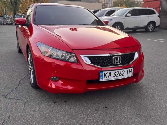 Красный Хонда Аккорд, объемом двигателя 3.5 л и пробегом 240 тыс. км за 8000 $, фото 1 на Automoto.ua