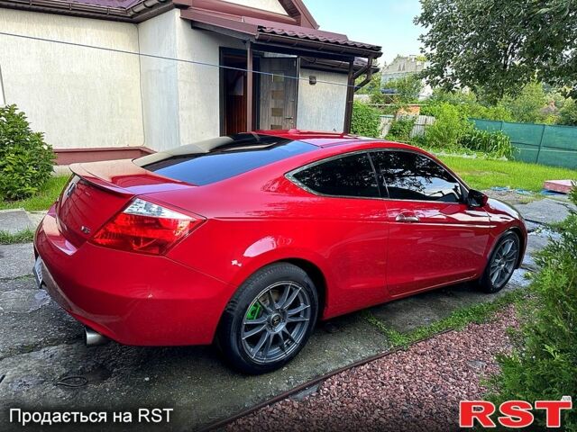 Красный Хонда Аккорд, объемом двигателя 3.5 л и пробегом 166 тыс. км за 9000 $, фото 1 на Automoto.ua