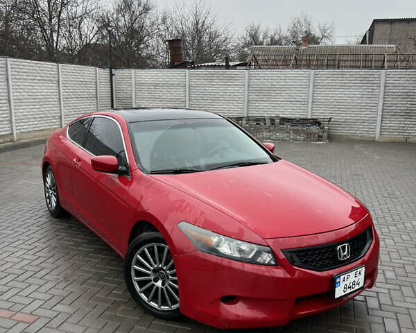 Красный Хонда Аккорд, объемом двигателя 2.35 л и пробегом 261 тыс. км за 8000 $, фото 1 на Automoto.ua