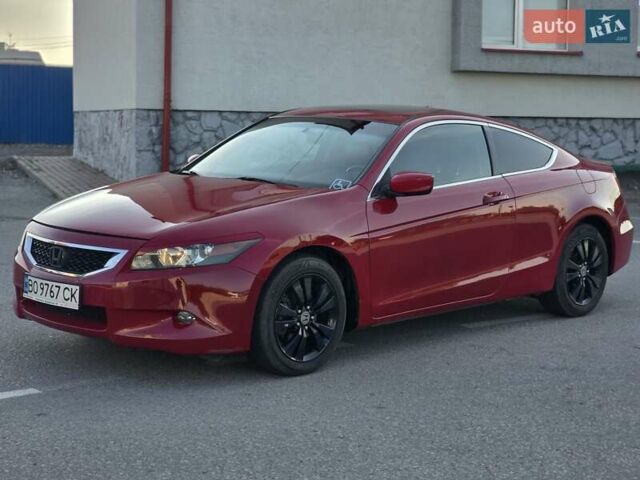 Красный Хонда Аккорд, объемом двигателя 2.4 л и пробегом 248 тыс. км за 7777 $, фото 1 на Automoto.ua