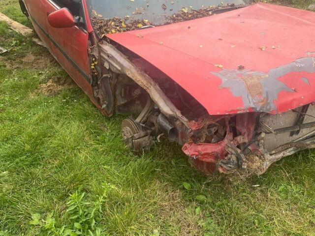 Красный Хонда Аккорд, объемом двигателя 2 л и пробегом 180 тыс. км за 599 $, фото 1 на Automoto.ua