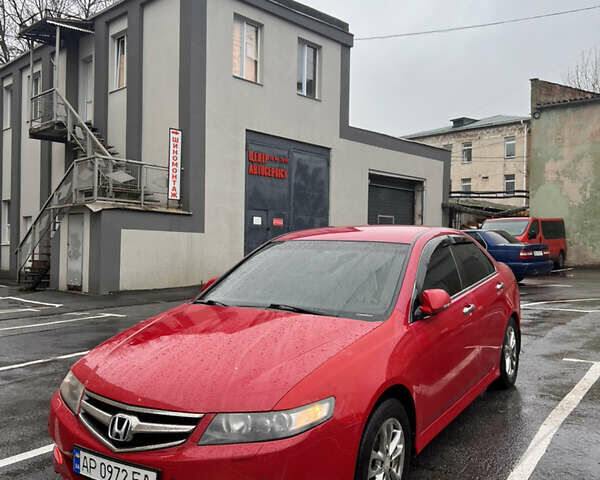 Красный Хонда Аккорд, объемом двигателя 2 л и пробегом 217 тыс. км за 4799 $, фото 1 на Automoto.ua