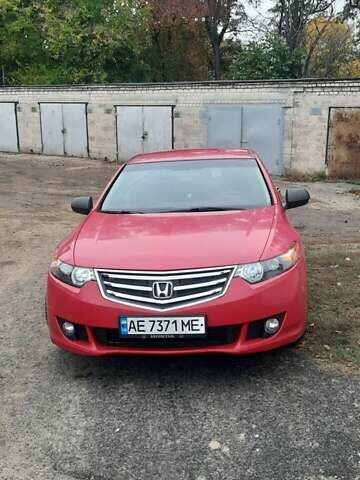 Красный Хонда Аккорд, объемом двигателя 2 л и пробегом 245 тыс. км за 6999 $, фото 1 на Automoto.ua