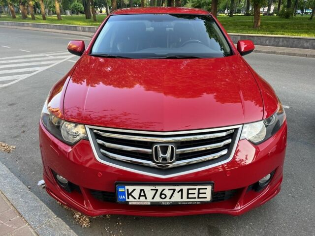 Червоний Хонда Аккорд, об'ємом двигуна 2.4 л та пробігом 132 тис. км за 9200 $, фото 1 на Automoto.ua