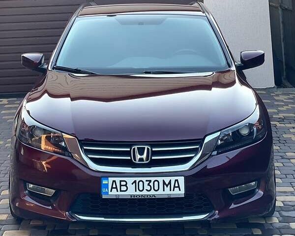 Красный Хонда Аккорд, объемом двигателя 2.4 л и пробегом 205 тыс. км за 12200 $, фото 1 на Automoto.ua