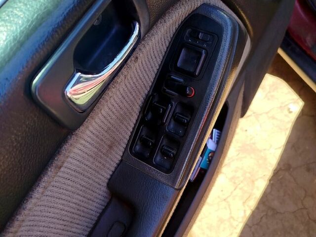 Хонда Аккорд, объемом двигателя 2 л и пробегом 370 тыс. км за 1800 $, фото 1 на Automoto.ua