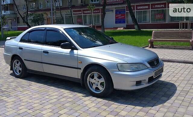 Хонда Аккорд, об'ємом двигуна 1.8 л та пробігом 260 тис. км за 4600 $, фото 1 на Automoto.ua