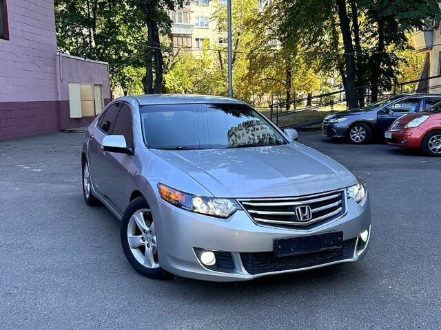 Хонда Аккорд, объемом двигателя 2 л и пробегом 216 тыс. км за 8000 $, фото 1 на Automoto.ua