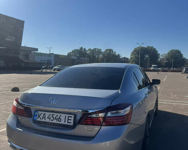 Хонда Аккорд, объемом двигателя 2.36 л и пробегом 122 тыс. км за 13700 $, фото 1 на Automoto.ua