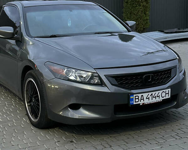 Сірий Хонда Аккорд, об'ємом двигуна 2.4 л та пробігом 210 тис. км за 7450 $, фото 1 на Automoto.ua