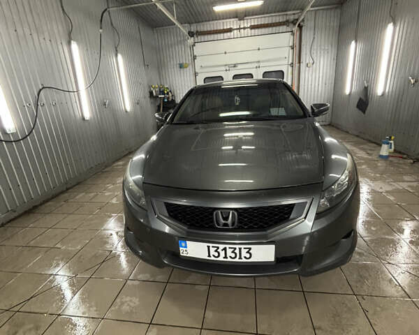 Серый Хонда Аккорд, объемом двигателя 2.35 л и пробегом 180 тыс. км за 8800 $, фото 1 на Automoto.ua