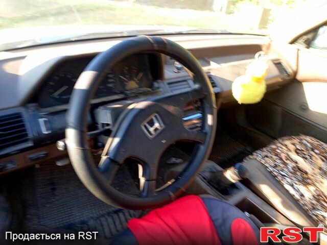 Серый Хонда Аккорд, объемом двигателя 1.6 л и пробегом 0 тыс. км за 500 $, фото 1 на Automoto.ua