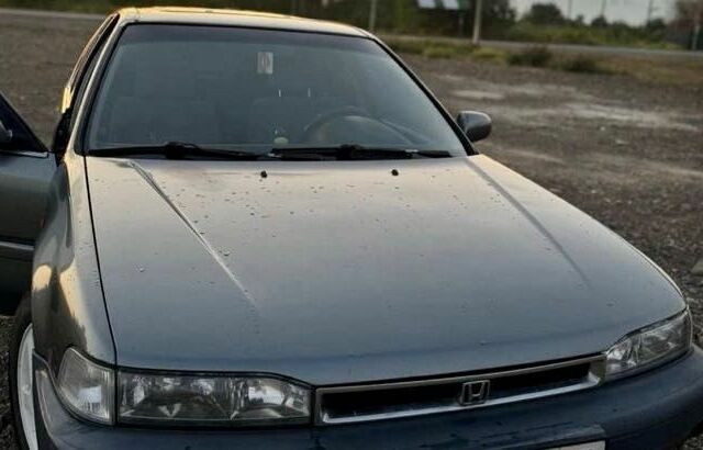 Серый Хонда Аккорд, объемом двигателя 2 л и пробегом 440 тыс. км за 2500 $, фото 1 на Automoto.ua