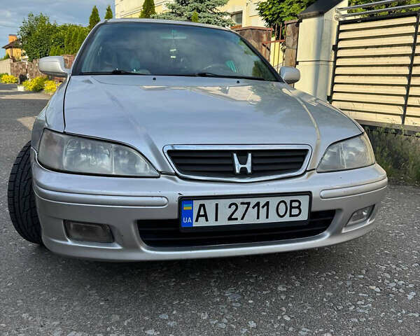 Серый Хонда Аккорд, объемом двигателя 1.85 л и пробегом 430 тыс. км за 1800 $, фото 1 на Automoto.ua