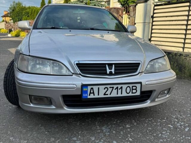 Серый Хонда Аккорд, объемом двигателя 1.9 л и пробегом 300 тыс. км за 3100 $, фото 1 на Automoto.ua