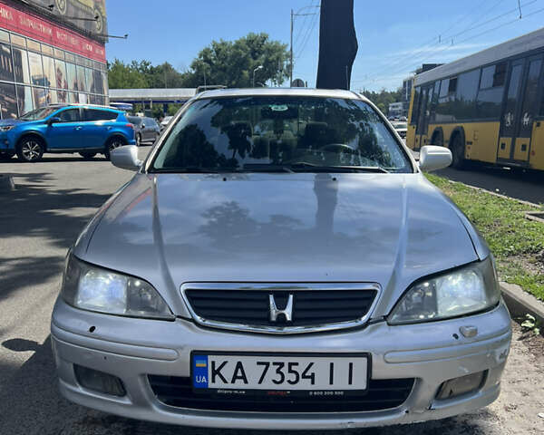 Серый Хонда Аккорд, объемом двигателя 1.8 л и пробегом 350 тыс. км за 2500 $, фото 1 на Automoto.ua