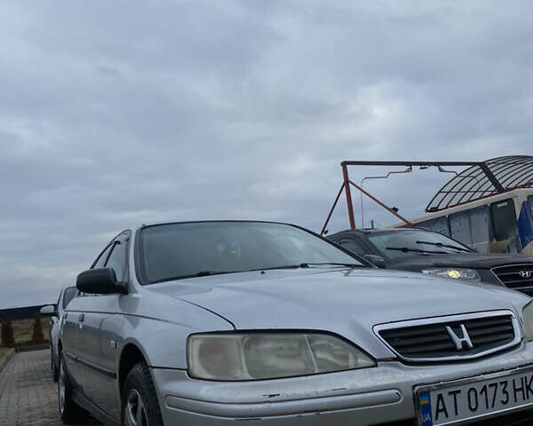 Серый Хонда Аккорд, объемом двигателя 1.85 л и пробегом 260 тыс. км за 3800 $, фото 1 на Automoto.ua