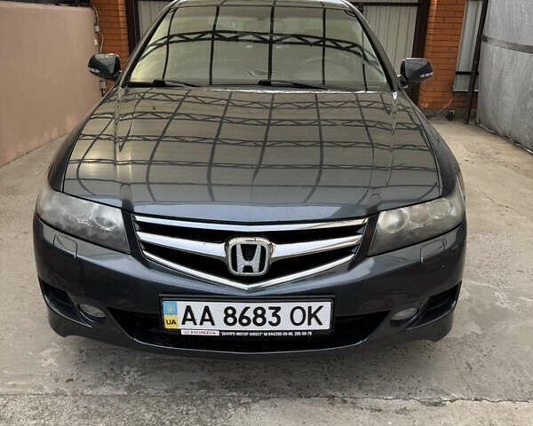 Сірий Хонда Аккорд, об'ємом двигуна 2 л та пробігом 130 тис. км за 7800 $, фото 1 на Automoto.ua