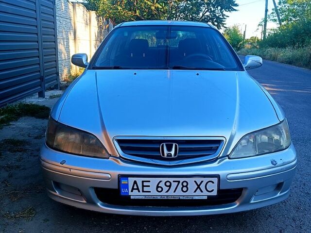 Серый Хонда Аккорд, объемом двигателя 1.9 л и пробегом 350 тыс. км за 2700 $, фото 1 на Automoto.ua