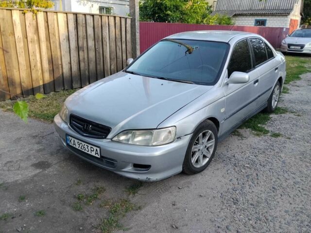Сірий Хонда Аккорд, об'ємом двигуна 1.9 л та пробігом 230 тис. км за 2214 $, фото 1 на Automoto.ua