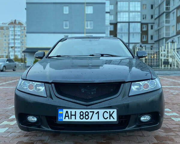 Серый Хонда Аккорд, объемом двигателя 2.4 л и пробегом 338 тыс. км за 6500 $, фото 1 на Automoto.ua