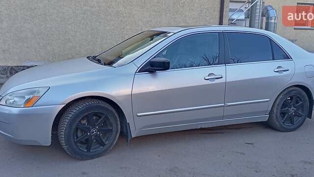 Сірий Хонда Аккорд, об'ємом двигуна 3 л та пробігом 225 тис. км за 4800 $, фото 1 на Automoto.ua